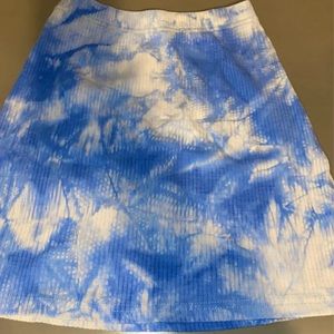 Blue and white marble skirt